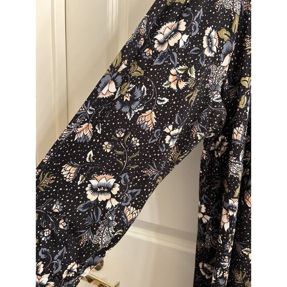 LOFT Dress Women’s Black Floral Fit & Flare Ultra Stretch Long Sleeve Sz 20-22 - Picture 4 of 9